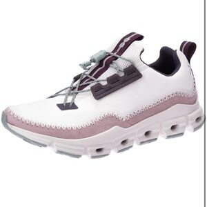 On Cloudaway Sneakers